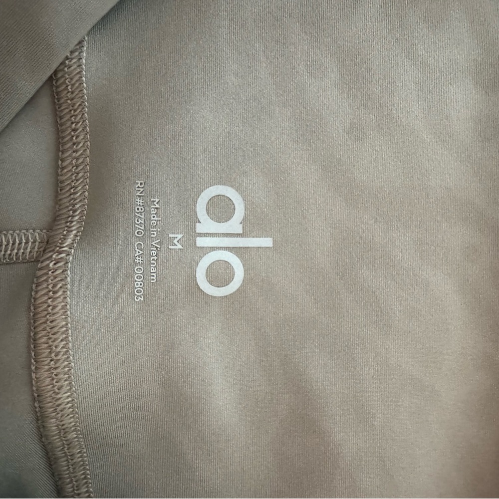 Alo Set Size M - Picture 2 of 6